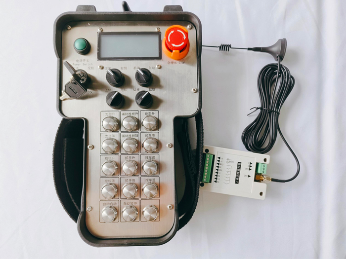 本安防爆型工業(yè)無(wú)線遙控器FBDH-Z17F2X4RS485