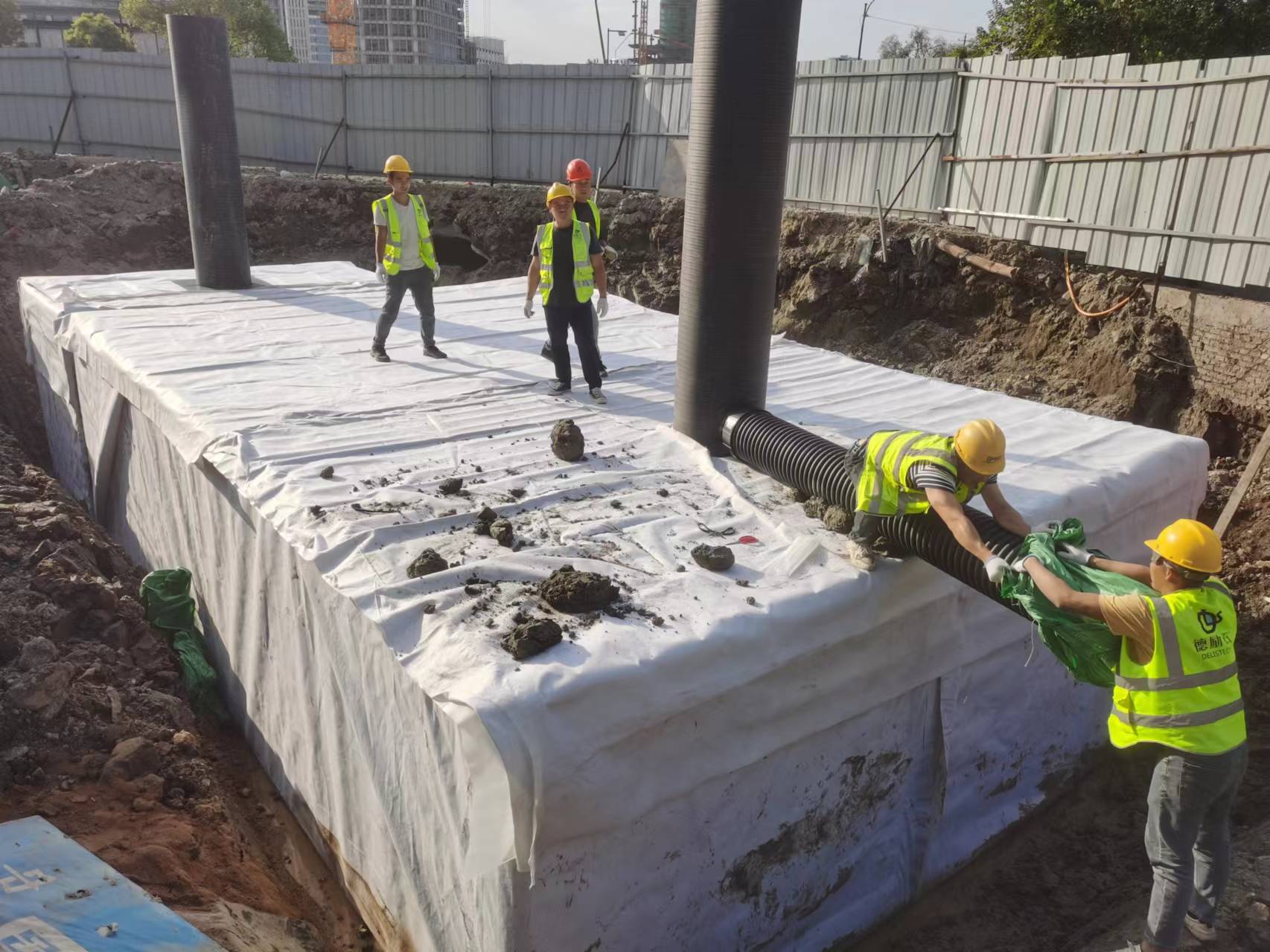 1667377219178924.jpg 7.jpg