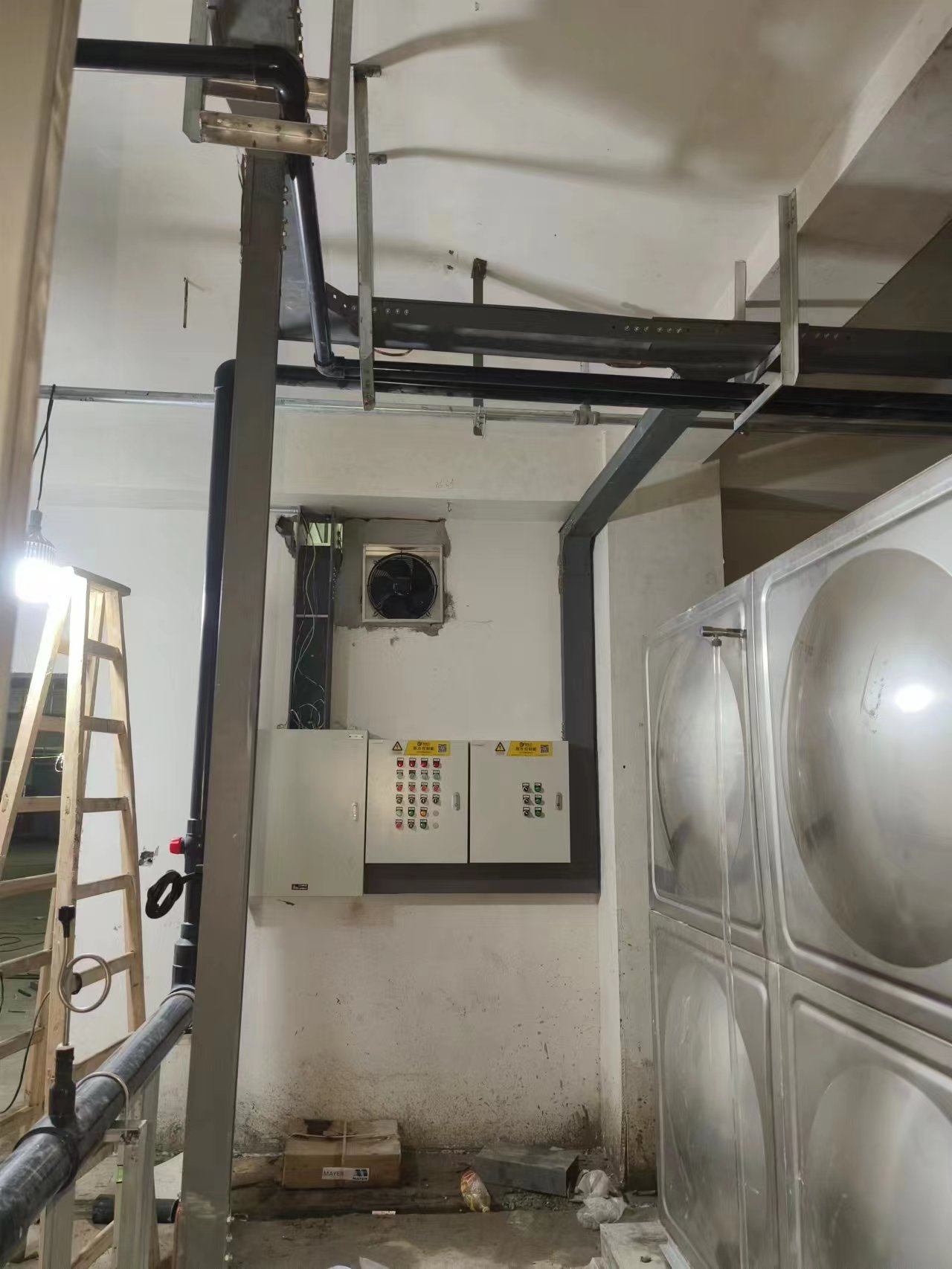 1693473103510541.jpg 4.jpg